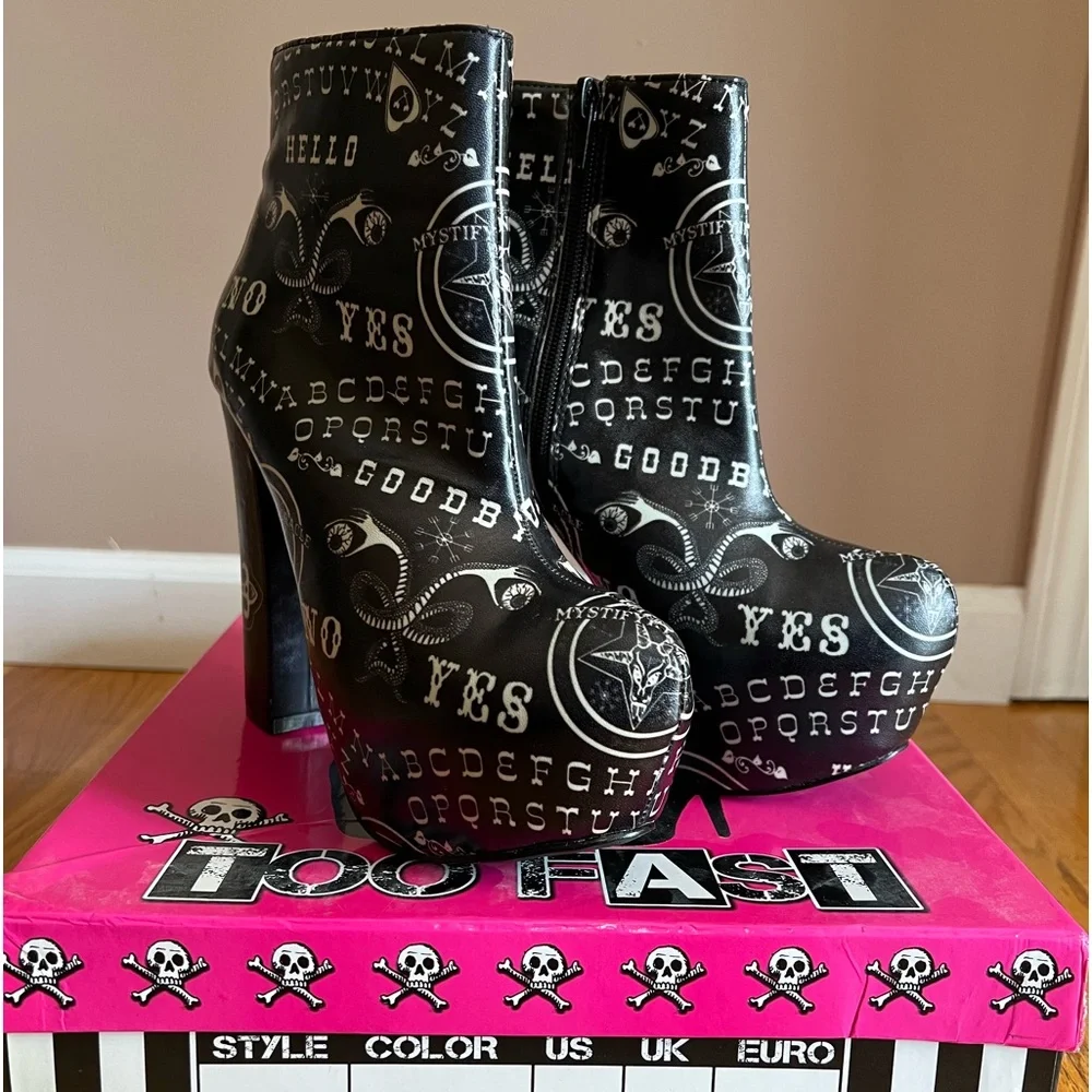 NIB Too Fast Super Rare! Ouija Pentagram Boots - Picture 2 of 9